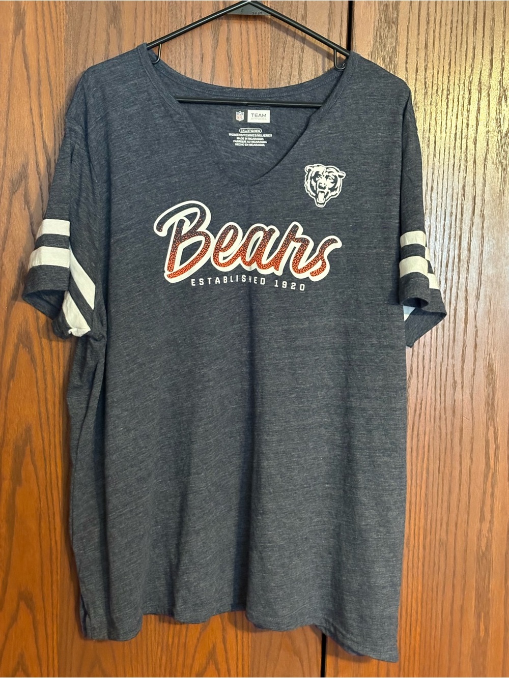 NFL Chicago Bears Heather Navy V-Neck Tee with White Sleeve Stripes